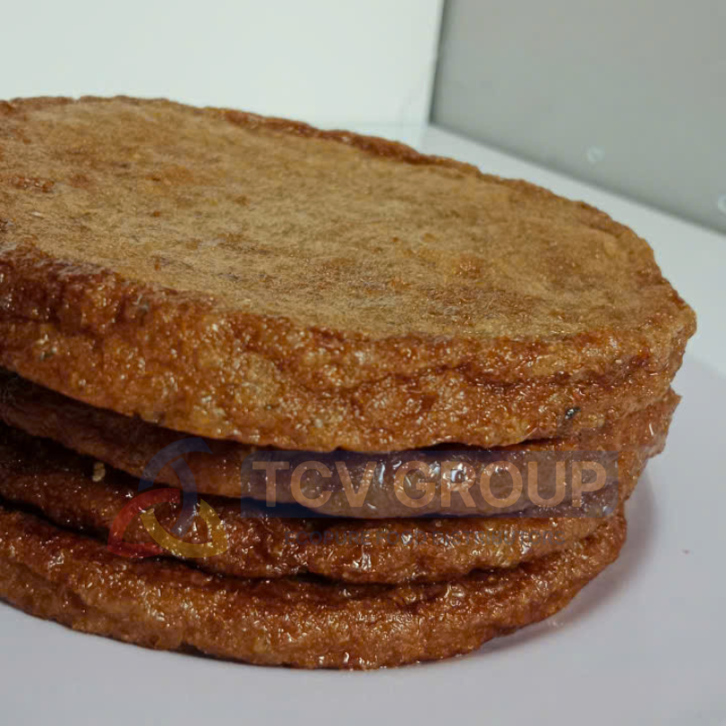 Hương vị đậm đà của chả cá chiên vàng ươm, dai ngon tuyệt hảo