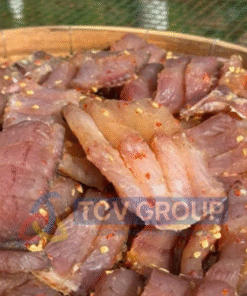 Cá lóc phi lê miếng tươi ướp gia vị phơi nắng