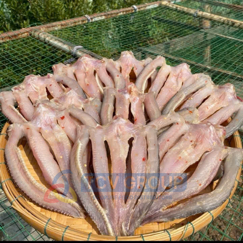 khô cá lóc miếng xẻ phơi nắng